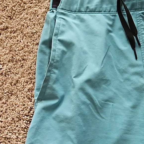 Under Armour athletic shorts, blue, size S - Picture 4 of 5